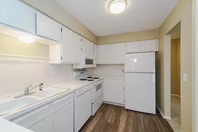 10326 Balsam Lane, Eden Prairie, MN 55347 - Photo 13