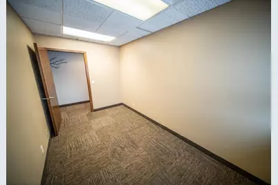 300 3rd Ave SE #302 & 304, Rochester, MN 55904 - Photo 15