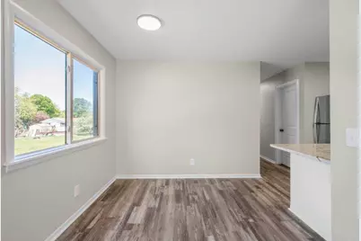 2081 Hillview Road, Mounds View, MN 55112 - Photo 7