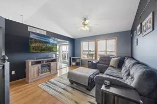 203 Quail Dr, Montrose, MN 55363 - Photo 3