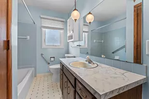 5538 Saint Stephens St, Mounds View, MN 55112 - Photo 19