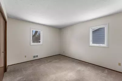 5538 Saint Stephens Street, Mounds View, MN 55112 - Photo 17