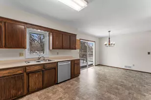 5538 Saint Stephens St, Mounds View, MN 55112 - Photo 5