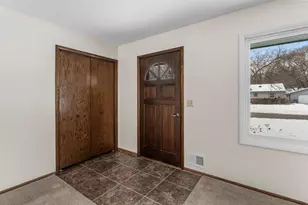 5538 Saint Stephens St, Mounds View, MN 55112 - Photo 11