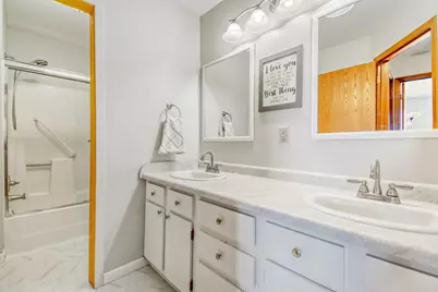 7600 157th Street W #103, Apple Valley, MN 55124 - Photo 11