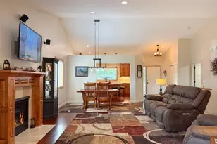 13742 Dorothy Dr, Rogers, MN 55374 - Photo 9