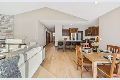 719 Margaret Lane NE, Isanti, MN 55040 - Photo 11