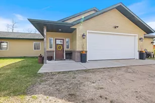 31487 Malbay Rd, Cohasset, MN 55721 - Photo 3