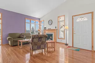 14326 Peninsula Point Dr, Savage, MN 55378 - Photo 7