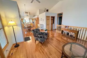 14326 Peninsula Point Dr, Savage, MN 55378 - Photo 11