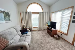 14326 Peninsula Point Dr, Savage, MN 55378 - Photo 13