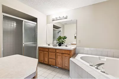 4119 Thornhill Lane, Vadnais Heights, MN 55127 - Photo 15