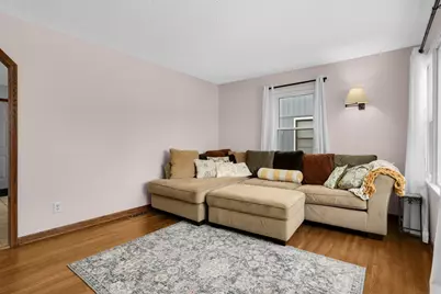 2751 York Avenue N, Robbinsdale, MN 55422 - Photo 3