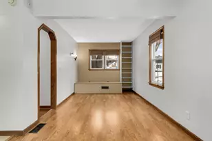 2751 York Ave N, Robbinsdale, MN 55422 - Photo 7