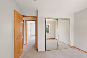 695 E Burnsville Pkwy, Burnsville, MN 55337 - Photo 11