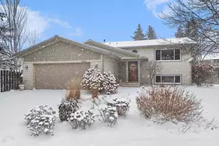 4234 Beaver Dam Rd, Eagan, MN 55122 - Photo 9