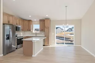 418 Prairie View Dr, Cologne, MN 55322 - Photo 11