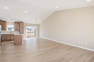 418 Prairie View Dr, Cologne, MN 55322 - Photo 7