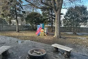 842 Fir Ave, Bird Island, MN 55310 - Photo 3