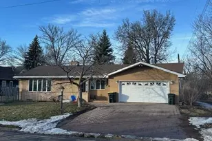 842 Fir Ave, Bird Island, MN 55310 - Photo 1