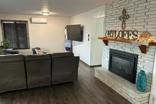 842 Fir Ave, Bird Island, MN 55310 - Photo 9