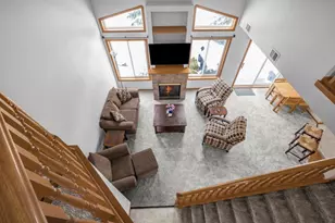 817 Bradbury Cir, Jordan, MN 55352 - Photo 11