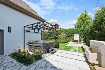 715 Rice Street E, Wayzata, MN 55391 - Photo 23