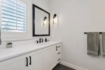 715 Rice Street E, Wayzata, MN 55391 - Photo 61