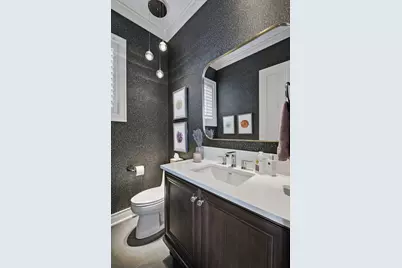 715 Rice Street E, Wayzata, MN 55391 - Photo 33