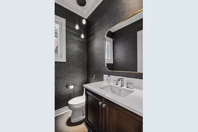 715 Rice Street E, Wayzata, MN 55391 - Photo 31