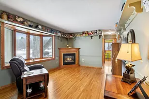 4364 Nicols Rd, Eagan, MN 55122 - Photo 5