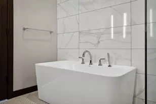 253 Lake Street E, Wayzata, MN 55391 - Photo 31