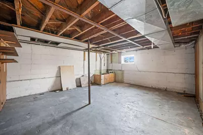 201 E Adams Avenue, Luverne, MN 56156 - Photo 23