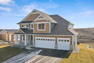 15757 Aquila Ave, Savage, MN 55372 - Photo 3