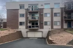 2800 Hillsboro Ave N, New Hope, MN 55427 - Photo 9