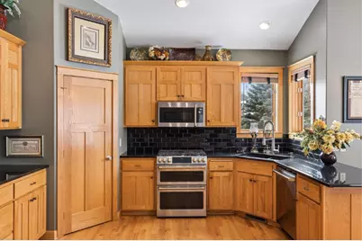 25254 Firefly Avenue, Wyoming, MN 55092 - Photo 7