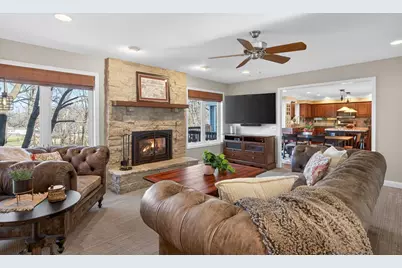 11804 Waterford Road, Eden Prairie, MN 55347 - Photo 27