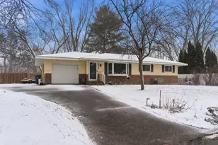 3886 Hill Ave, White Bear Lake, MN 55110 - Photo 43