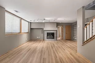 528 Wildflower, Burnsville, MN 55306 - Photo 23