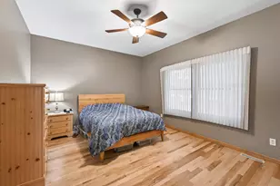 528 Wildflower, Burnsville, MN 55306 - Photo 15