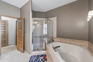 528 Wildflower, Burnsville, MN 55306 - Photo 17