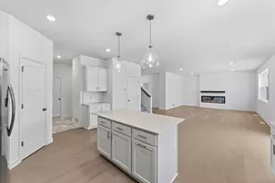 20326 Gadget Cir, Lakeville, MN 55044 - Photo 7