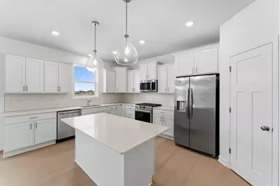 20326 Gadget Circle, Lakeville, MN 55044 - Photo 9