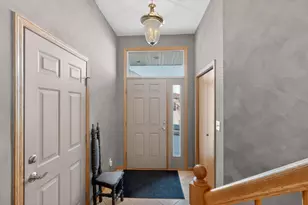 5576 51st St NW, Rochester, MN 55901 - Photo 3