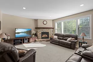 8525 172nd St W, Lakeville, MN 55044 - Photo 7