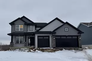 137 Ridgeview Ln, Elko New Market, MN 55020 - Photo 1