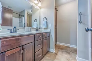 16899 E Lake Dr, Lakeville, MN 55044 - Photo 51