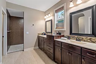 16899 E Lake Dr, Lakeville, MN 55044 - Photo 31