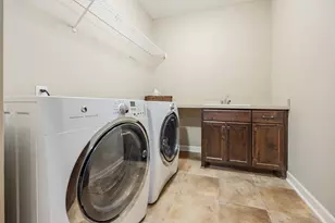 16899 E Lake Dr, Lakeville, MN 55044 - Photo 57