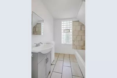 2124 Fremont Avenue N, Minneapolis, MN 55411 - Photo 19